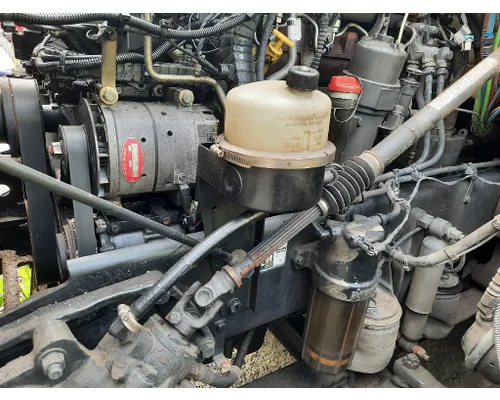 KENWORTH T680 POWER STEERING RESERVOIR