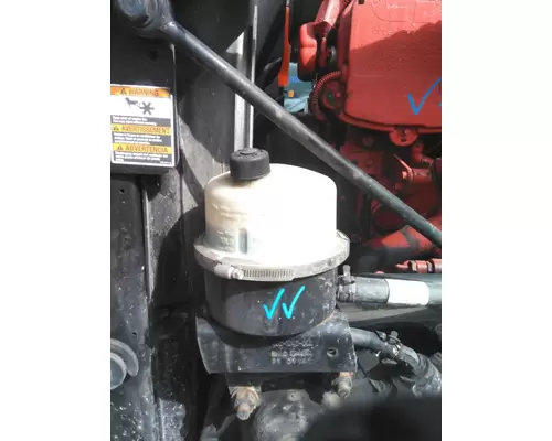 KENWORTH T680 POWER STEERING RESERVOIR