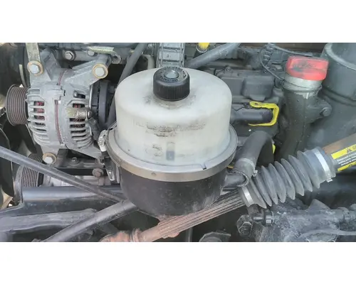 KENWORTH T680 POWER STEERING RESERVOIR