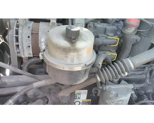 KENWORTH T680 POWER STEERING RESERVOIR