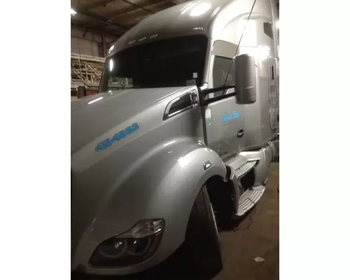 KENWORTH T680 Parts Unit