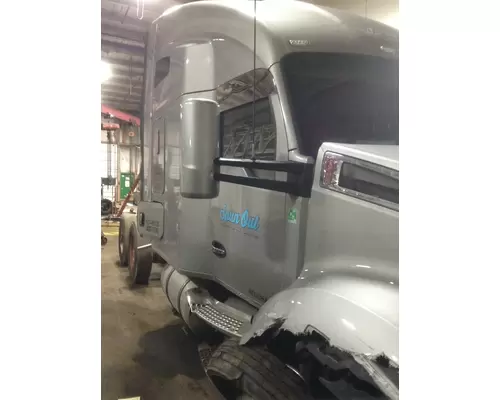 KENWORTH T680 Parts Unit