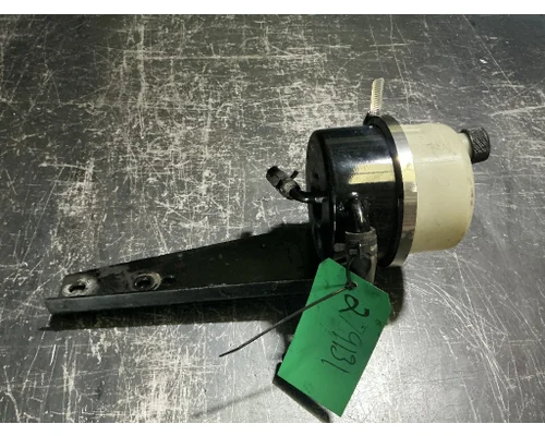 KENWORTH T680 Power Steering Fluid Reservoir