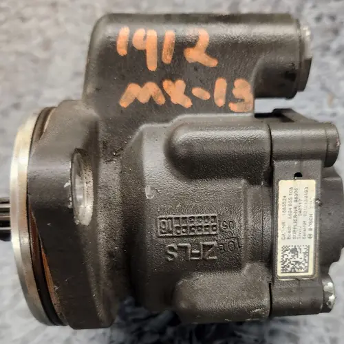 KENWORTH T680 Power Steering Pump OEM# 1885524 in Spokane Valley 