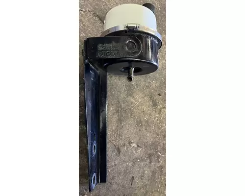 KENWORTH T680 Power Steering Reservoir