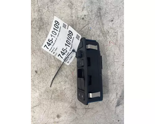 KENWORTH T680 Power Window Switch