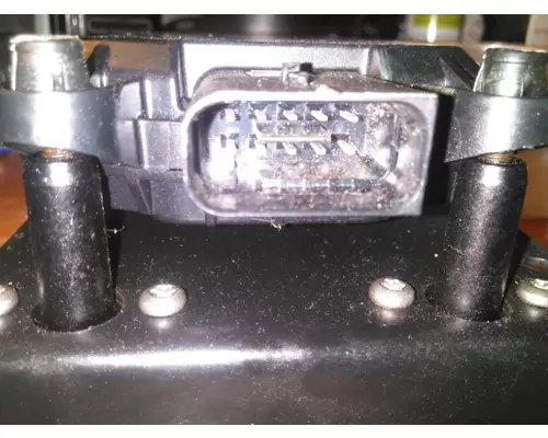KENWORTH T680 RADAR ANTI-COLLISION MODULE