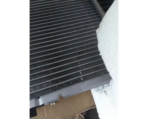 KENWORTH T680 RADIATOR ASSEMBLY