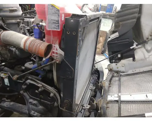 KENWORTH T680 RADIATOR ASSEMBLY