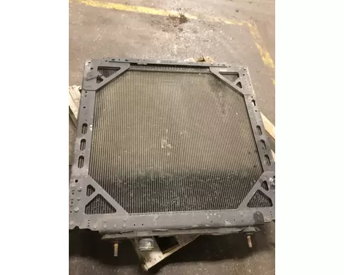 KENWORTH T680 RADIATOR ASSEMBLY