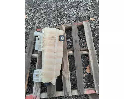 KENWORTH T680 RADIATOR OVERFLOW TANK