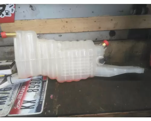 KENWORTH T680 RADIATOR OVERFLOW TANK