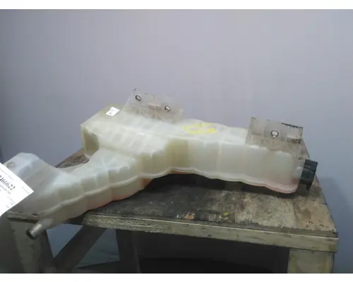 KENWORTH T680 RADIATOR OVERFLOW TANK