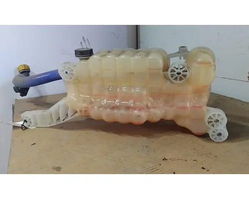 KENWORTH T680 RADIATOR OVERFLOW TANK