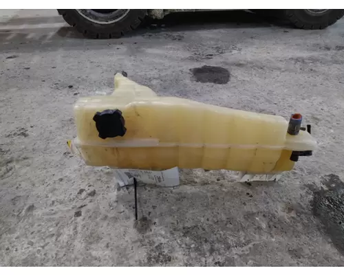 KENWORTH T680 RADIATOR OVERFLOW TANK