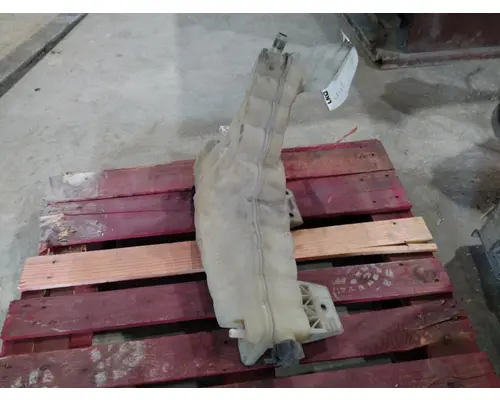 KENWORTH T680 RADIATOR OVERFLOW TANK