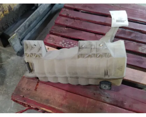 KENWORTH T680 RADIATOR OVERFLOW TANK