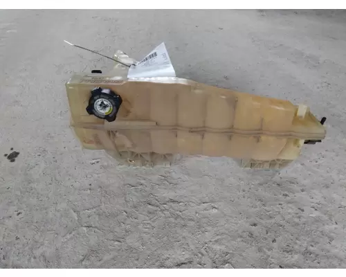 KENWORTH T680 RADIATOR OVERFLOW TANK