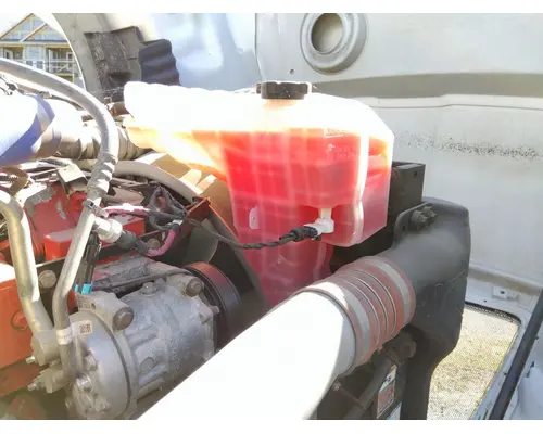 KENWORTH T680 RADIATOR OVERFLOW TANK