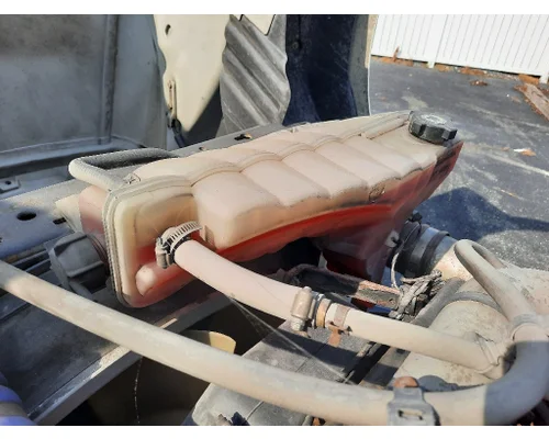 KENWORTH T680 RADIATOR OVERFLOW TANK