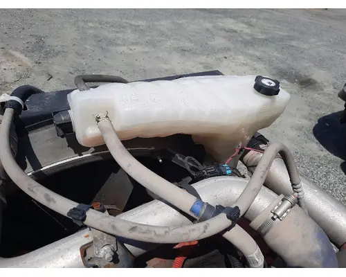 KENWORTH T680 RADIATOR OVERFLOW TANK
