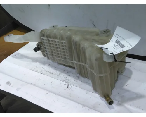 KENWORTH T680 RADIATOR OVERFLOW TANK