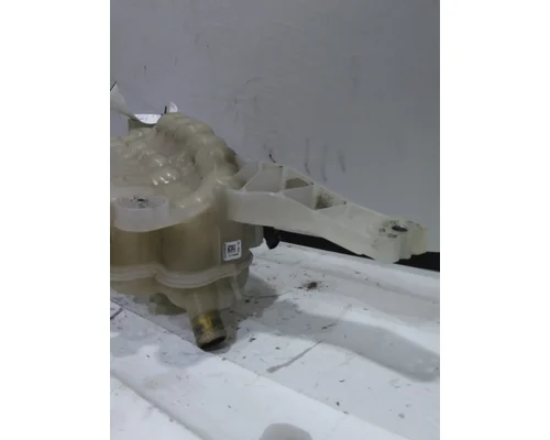 KENWORTH T680 RADIATOR OVERFLOW TANK