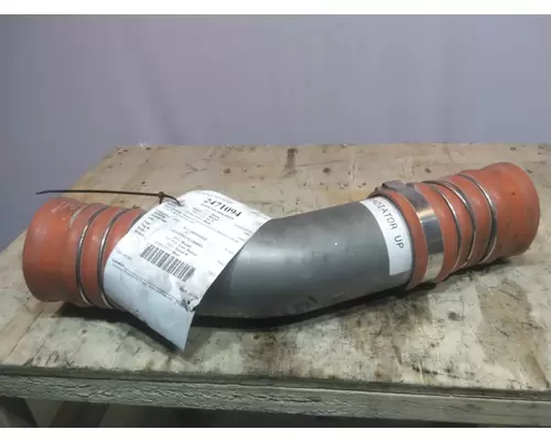 KENWORTH T680 RADIATOR PIPEHOSE