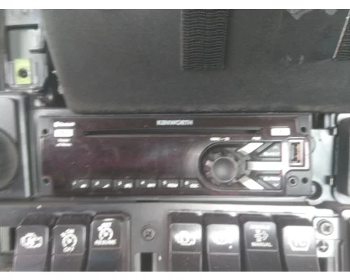 KENWORTH T680 RADIO AMFMBLUETOOTH