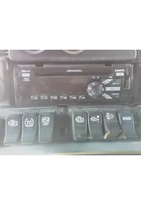 KENWORTH T680 RADIO AM/FM/BLUETOOTH