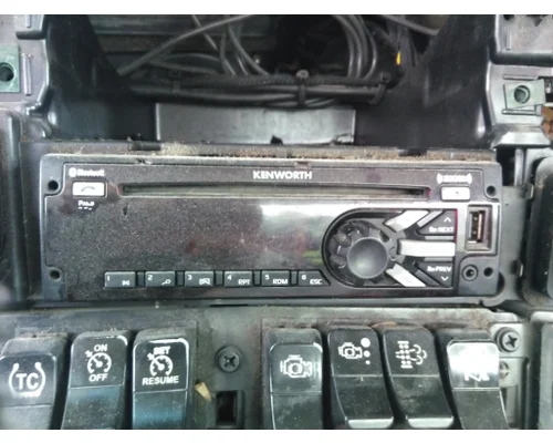 KENWORTH T680 RADIO AM/FM/BLUETOOTH