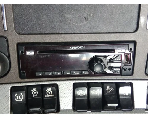 KENWORTH T680 RADIO AMFMBLUETOOTH