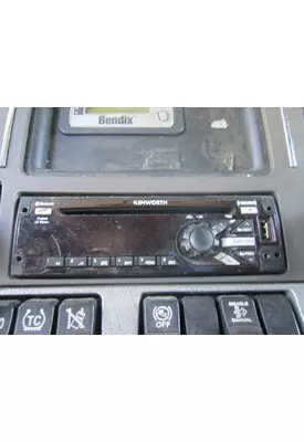 KENWORTH T680 RADIO AM/FM/BLUETOOTH