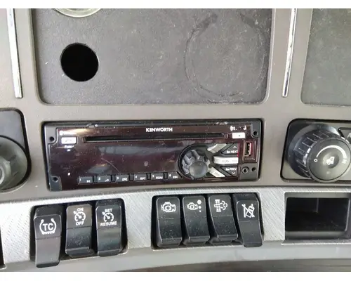 KENWORTH T680 RADIO AMFMBLUETOOTH