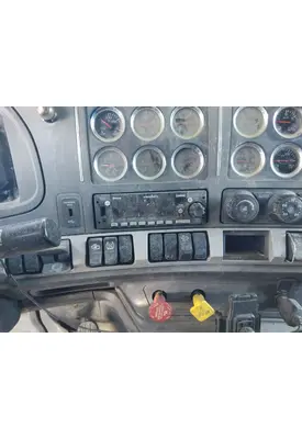 KENWORTH T680 RADIO AM/FM/BLUETOOTH
