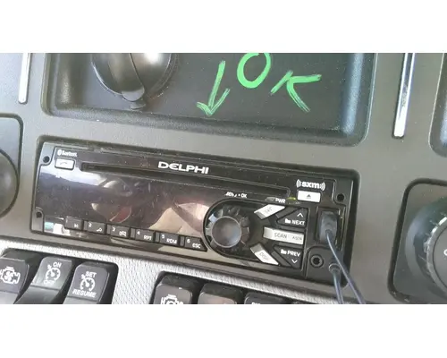 KENWORTH T680 RADIO AMFMBLUETOOTH