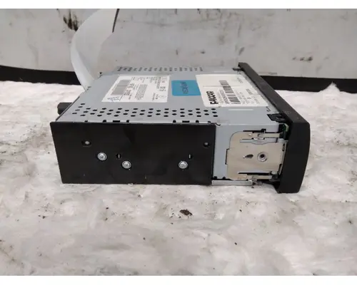 KENWORTH T680 RADIO AMFMBLUETOOTH