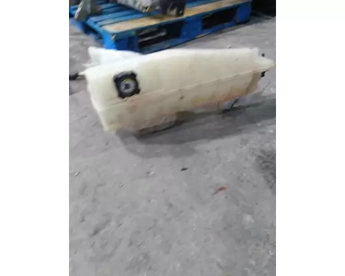 KENWORTH T680 RESERVOIR TANK