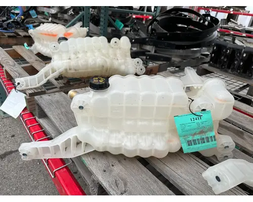 KENWORTH T680 Radiator Overflow Bottle