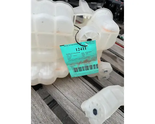 KENWORTH T680 Radiator Overflow Bottle