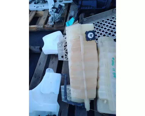 KENWORTH T680 Radiator Overflow Bottle