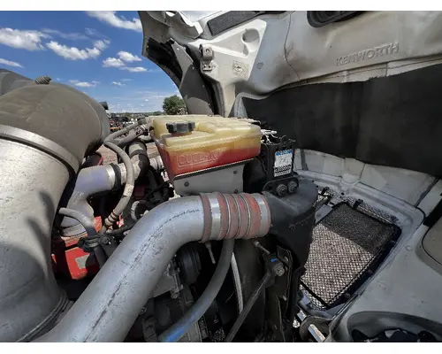 KENWORTH T680 Radiator Shroud