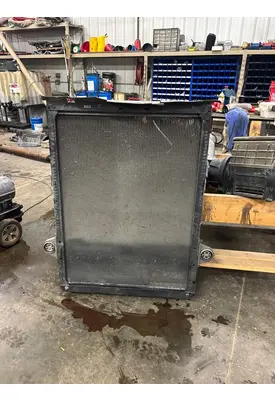 KENWORTH T680 Radiator