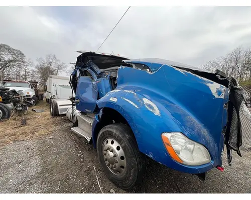 KENWORTH T680 Radiator