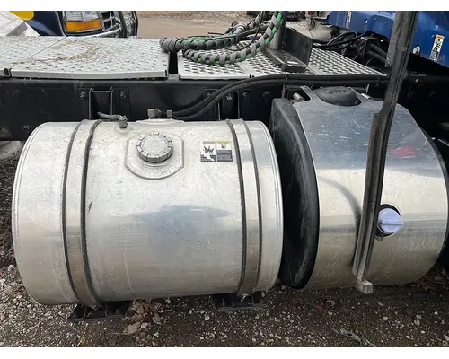 KENWORTH T680 Radiator