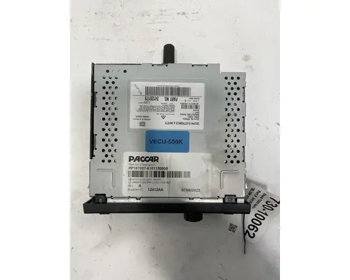 KENWORTH T680 Radio
