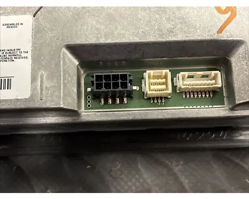 KENWORTH T680 Radio