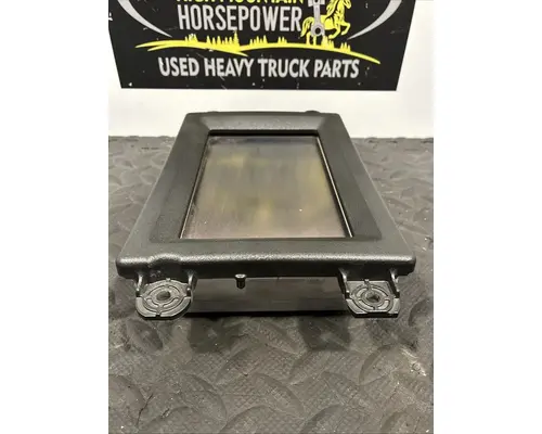KENWORTH T680 Radio
