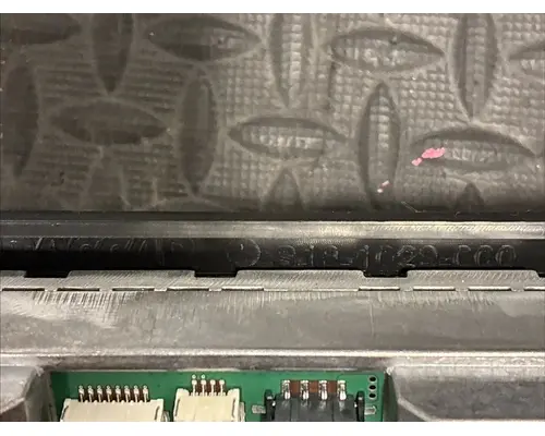 KENWORTH T680 Radio