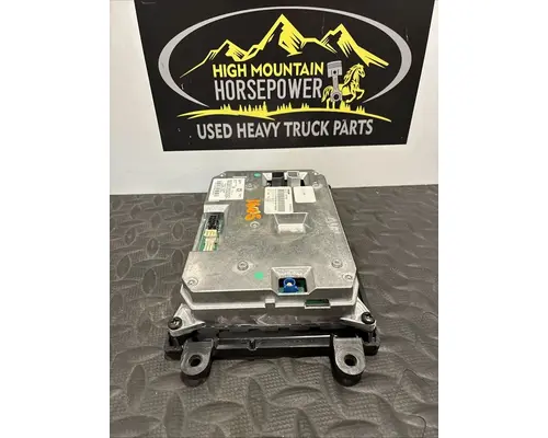 KENWORTH T680 Radio